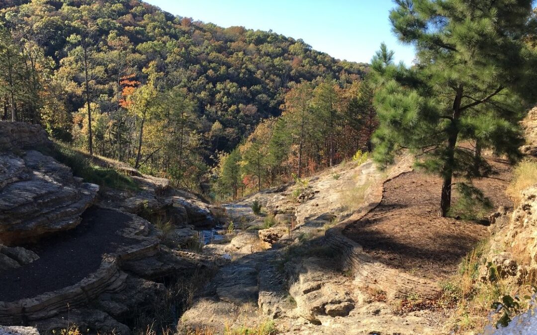 10 Scenic Hikes And Trails In Table Rock State Park, Missouri